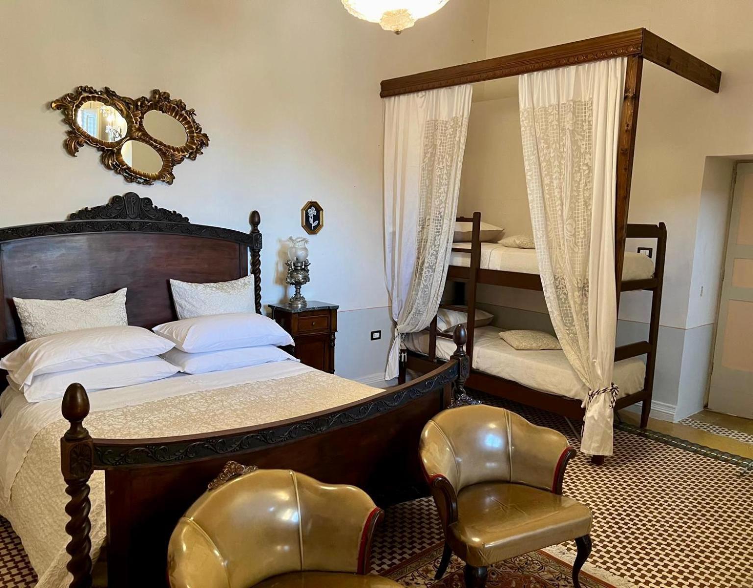 Palazzo De Castro Bed & Breakfast Squinzano Exterior photo