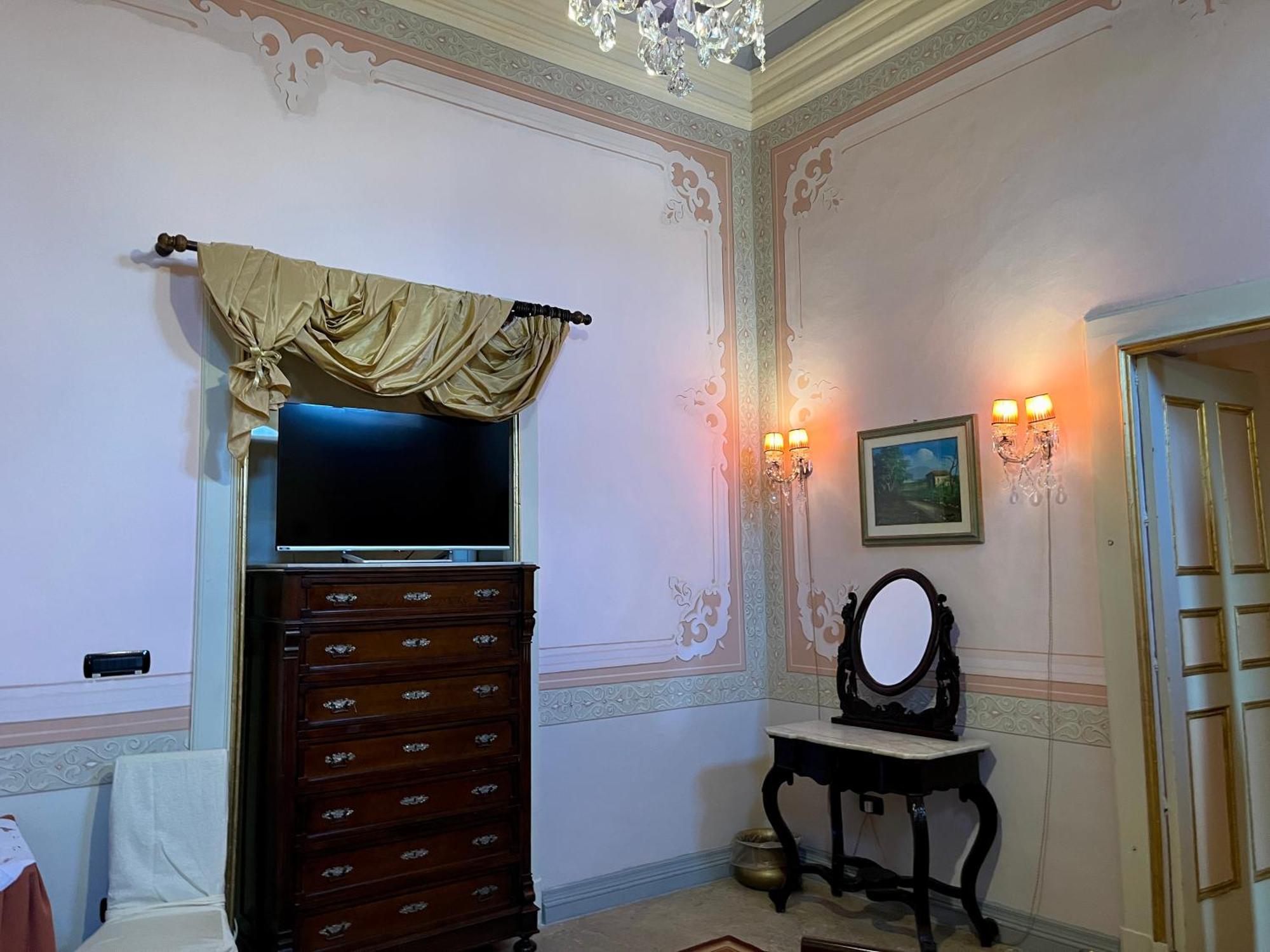 Palazzo De Castro Bed & Breakfast Squinzano Exterior photo